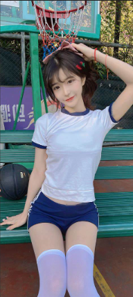哈兰德代言清扬助力青少年体育成长